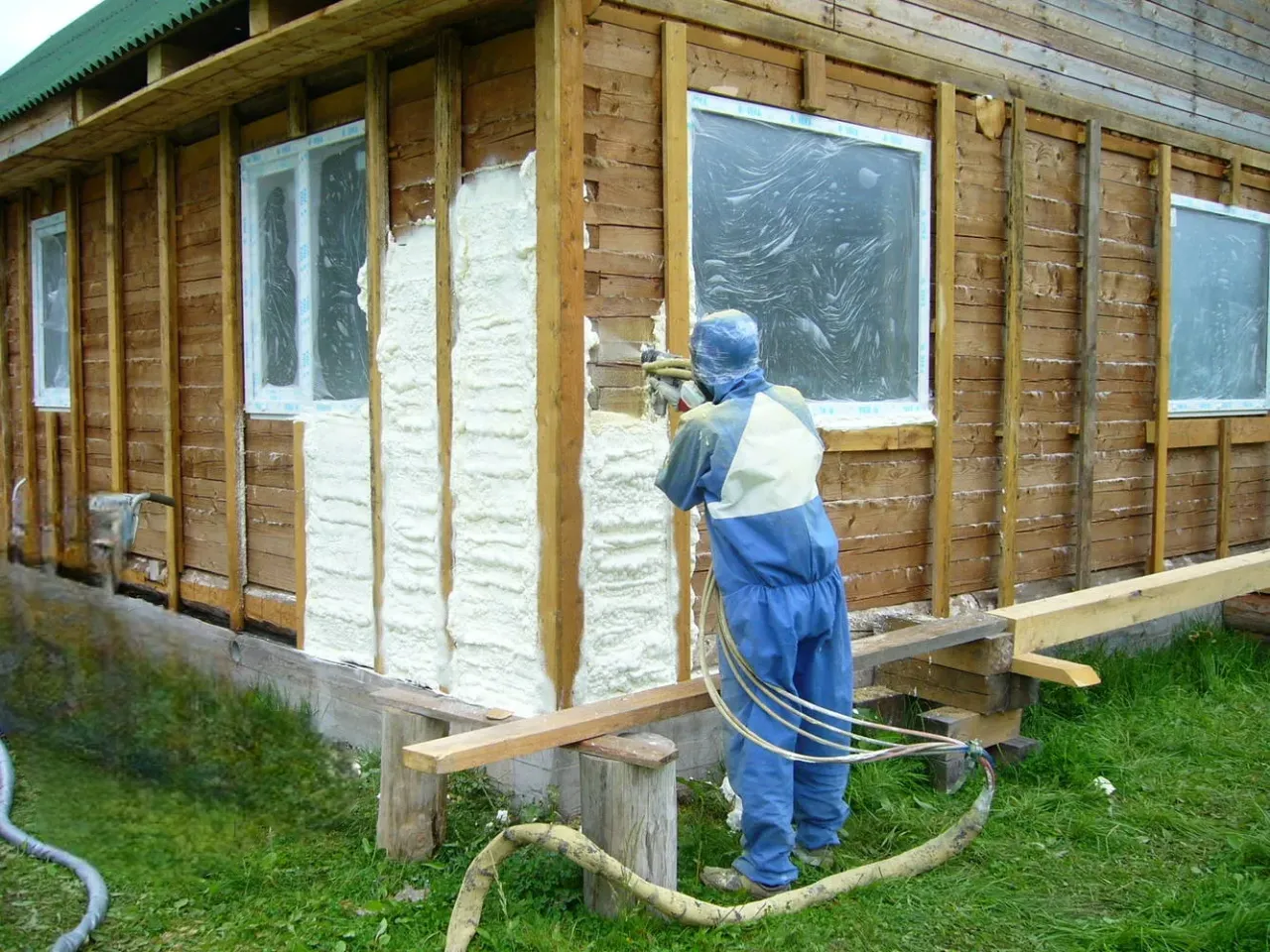Exterior-Insulation-FWI-Photoroom